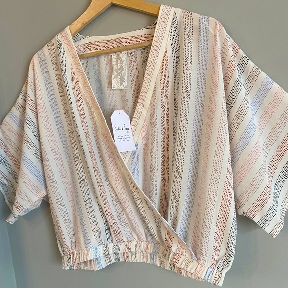 Sadie and Sage Surpliced Crop Top - Picture 4 of 4